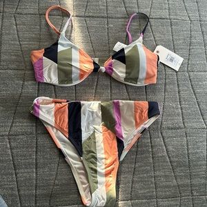 NWT bikini with hygienic liner  size M bottom size L top